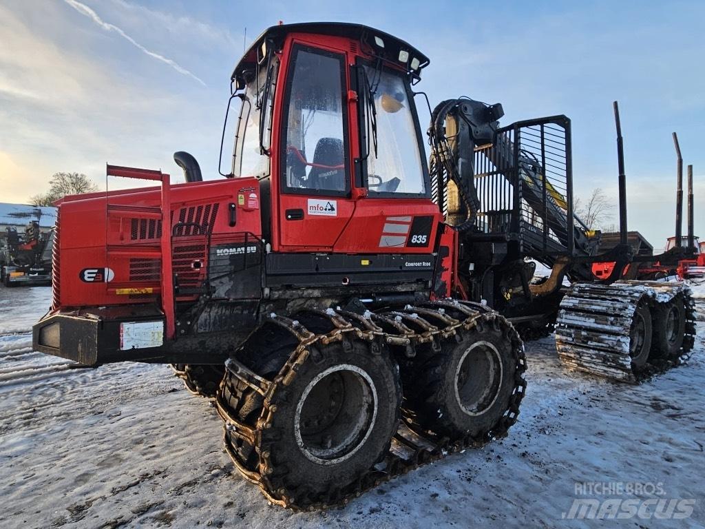 Komatsu 835 Udkørselsmaskiner