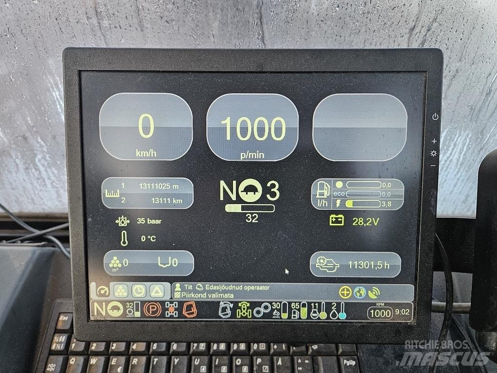 Komatsu 835 Udkørselsmaskiner