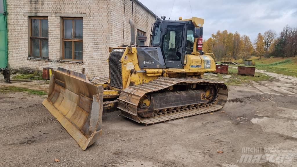 Komatsu D 61 PX-15 Bulldozer på larvebånd