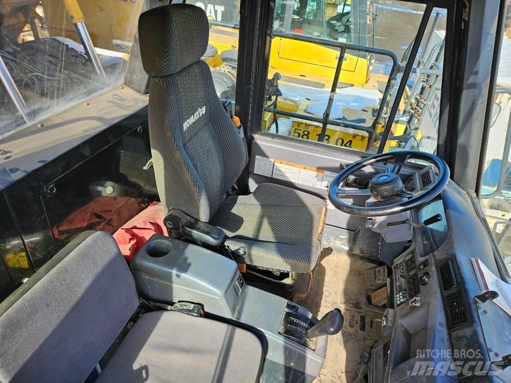 Komatsu HD465-7EO Dumpere