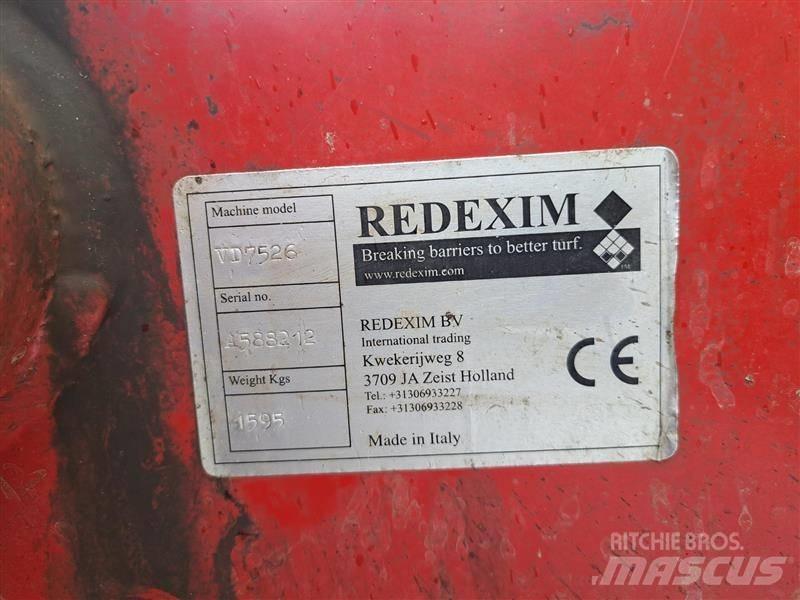 Redexim 7526 Plæneluftere og river