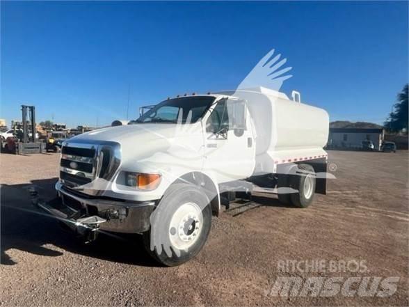 Ford F750 Tankbiler