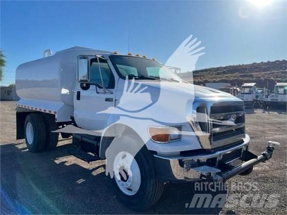 Ford F750 Tankbiler