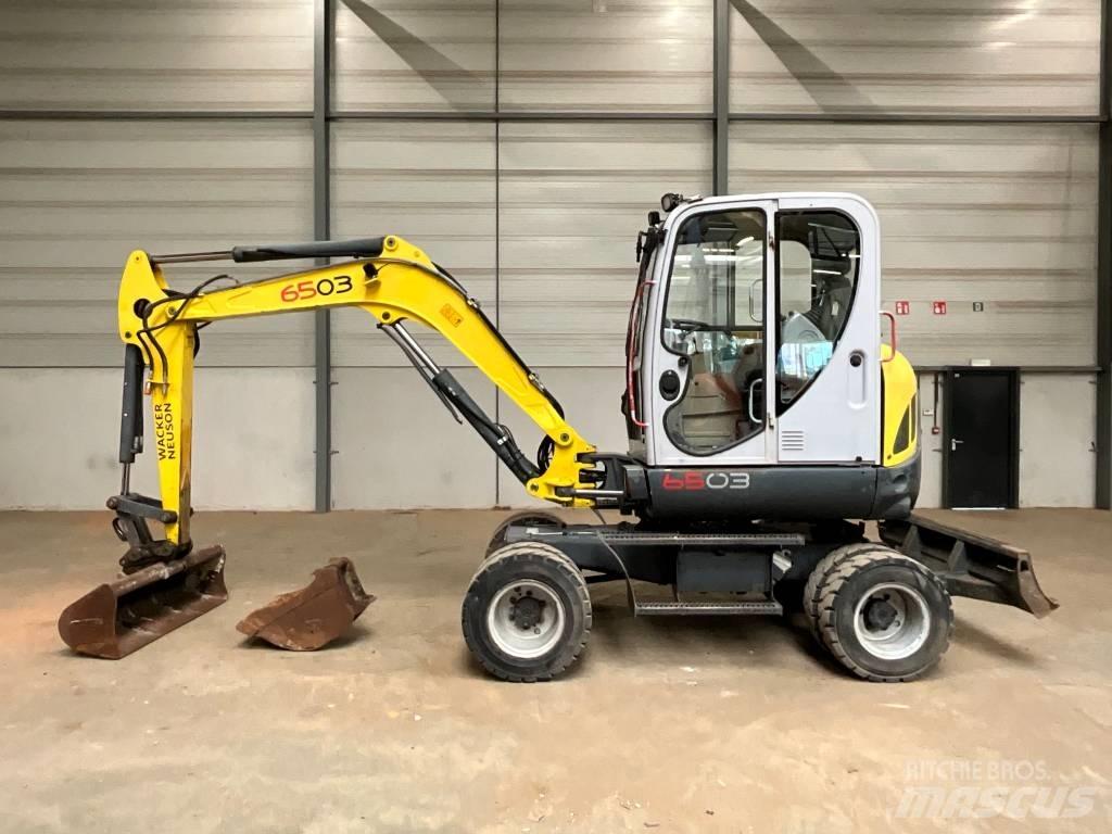 Neuson 6503 WD Gravemaskiner på hjul