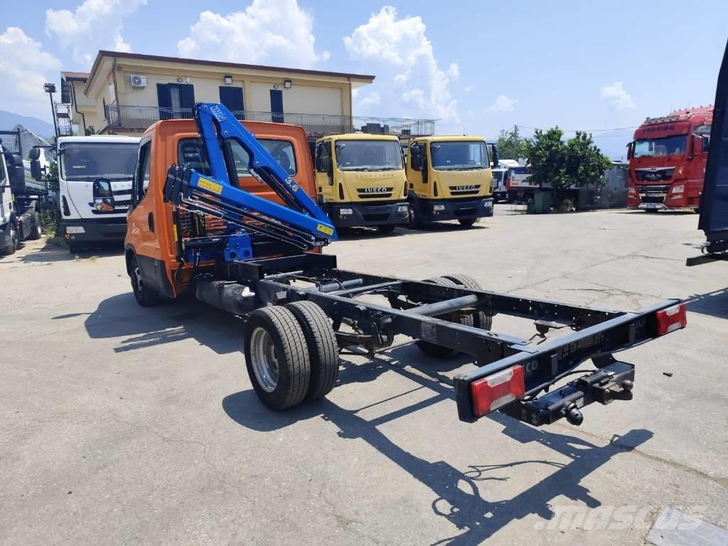 Iveco Daily 35-140 Lastbil med kran