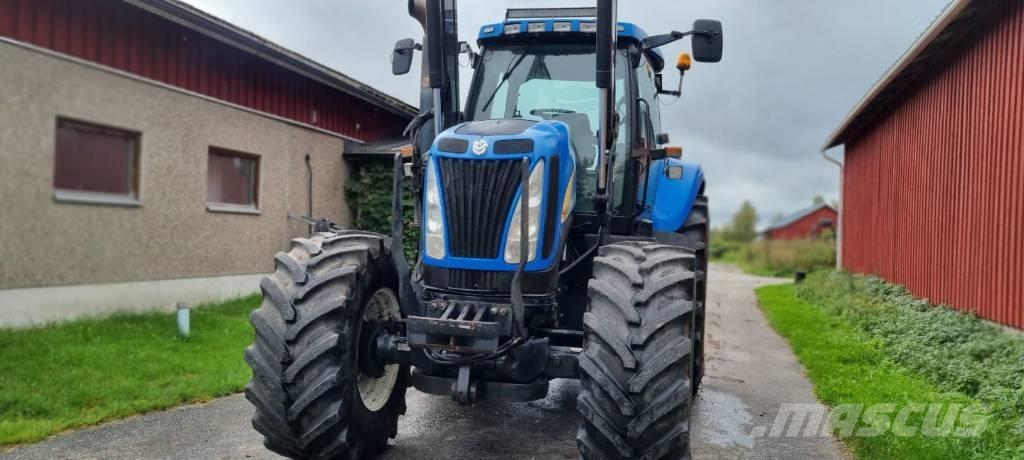 New Holland T 8040 Traktorer