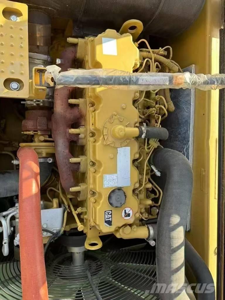 CAT 330 D2 L Gravemaskiner på larvebånd