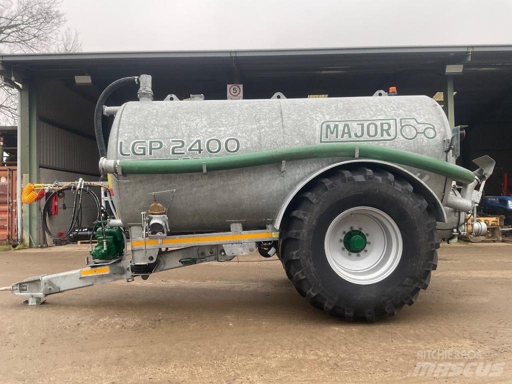 Major LGP 2400 Gyllevogne/Slamsugere