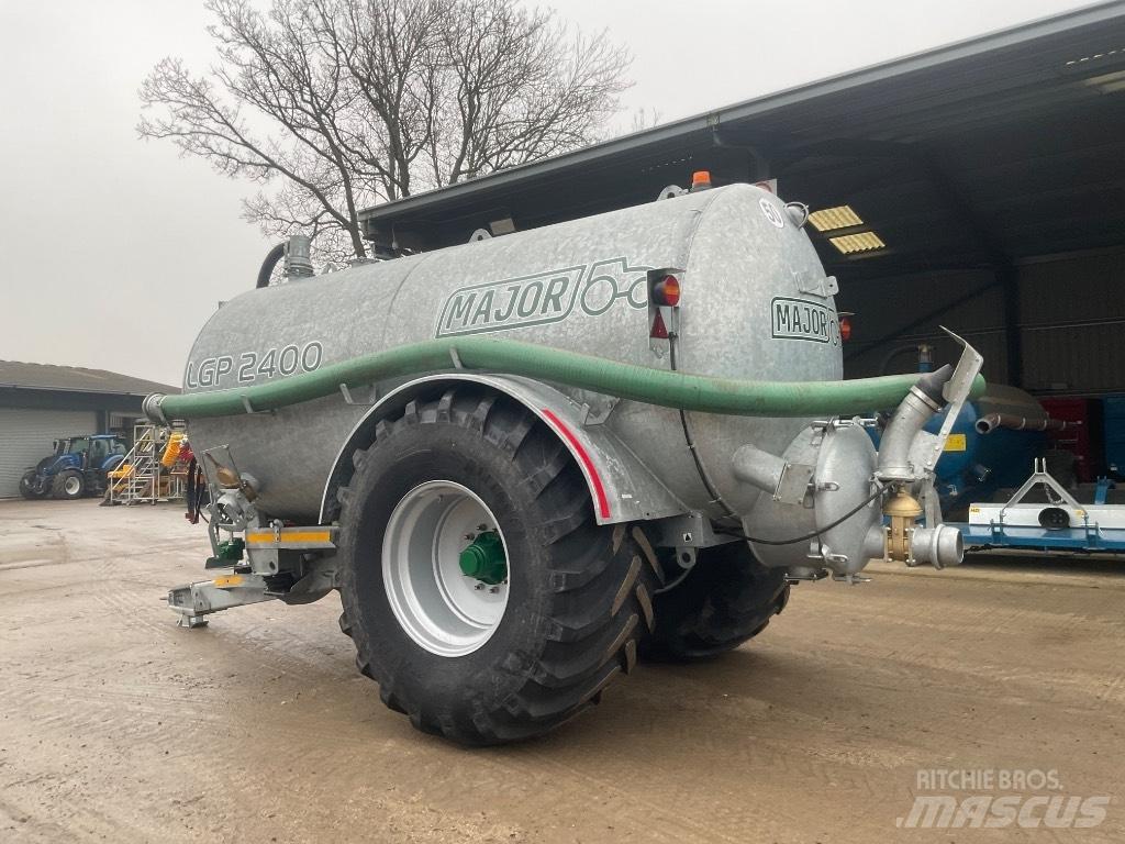 Major LGP 2400 Gyllevogne/Slamsugere