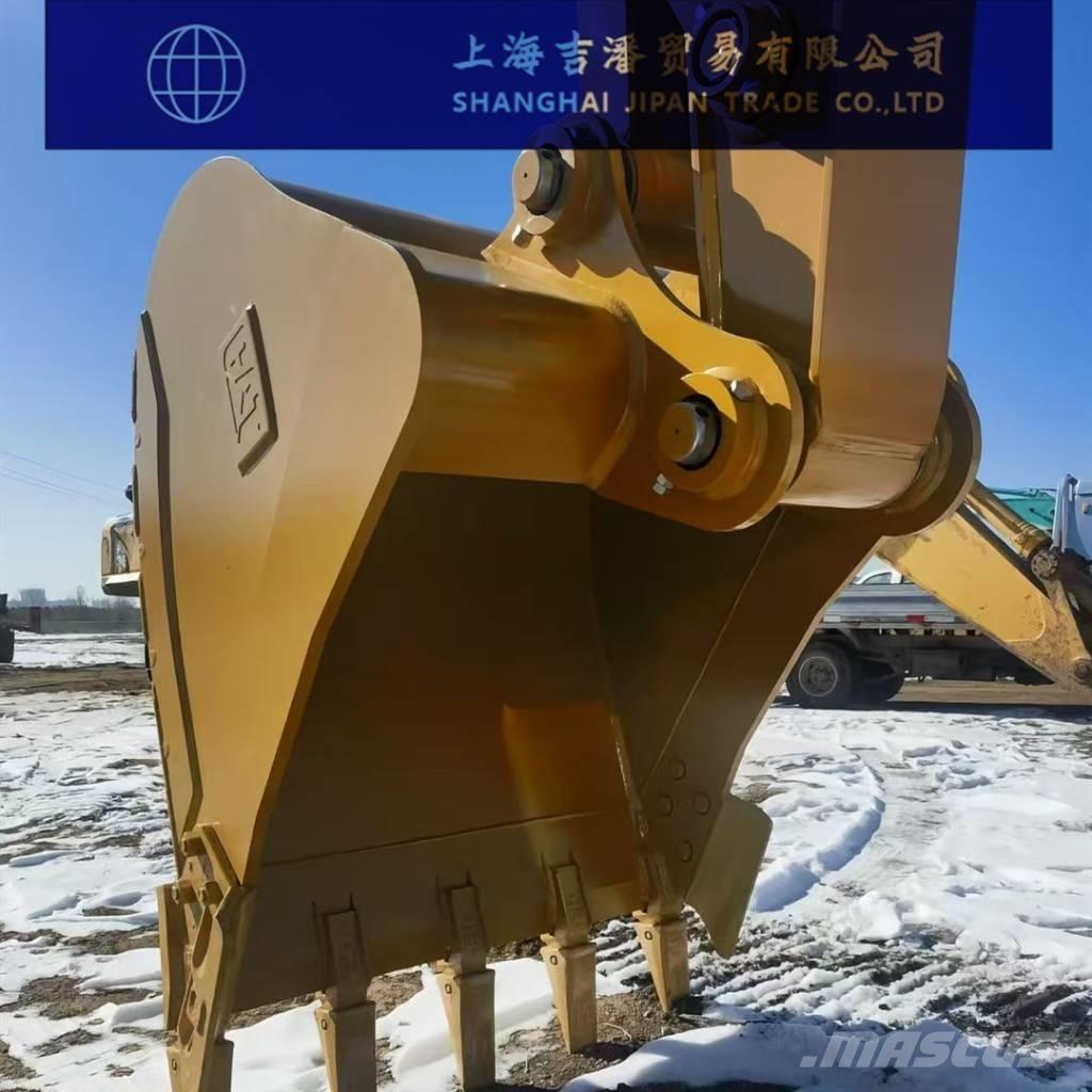 CAT 313 Gravemaskiner på larvebånd