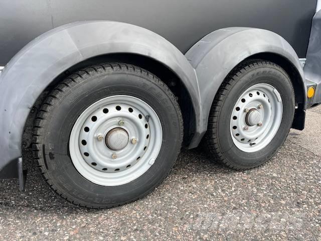 Ifor Williams HB403 Semi-trailer til Dyretransport