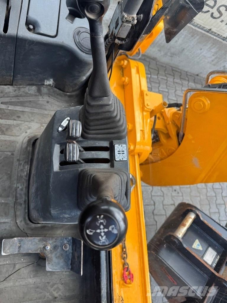 JCB 2 CX Rendegravere