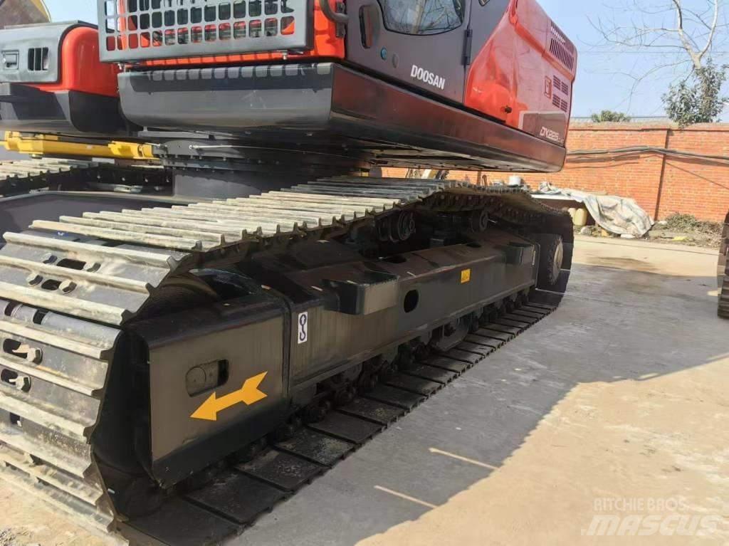 Doosan DX225LC-9C Gravemaskiner på larvebånd