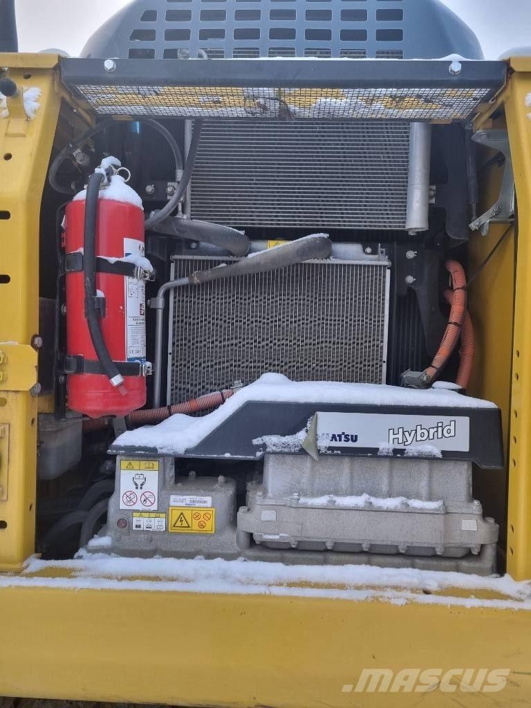 Komatsu HB 215 LC-2 Gravemaskiner på larvebånd