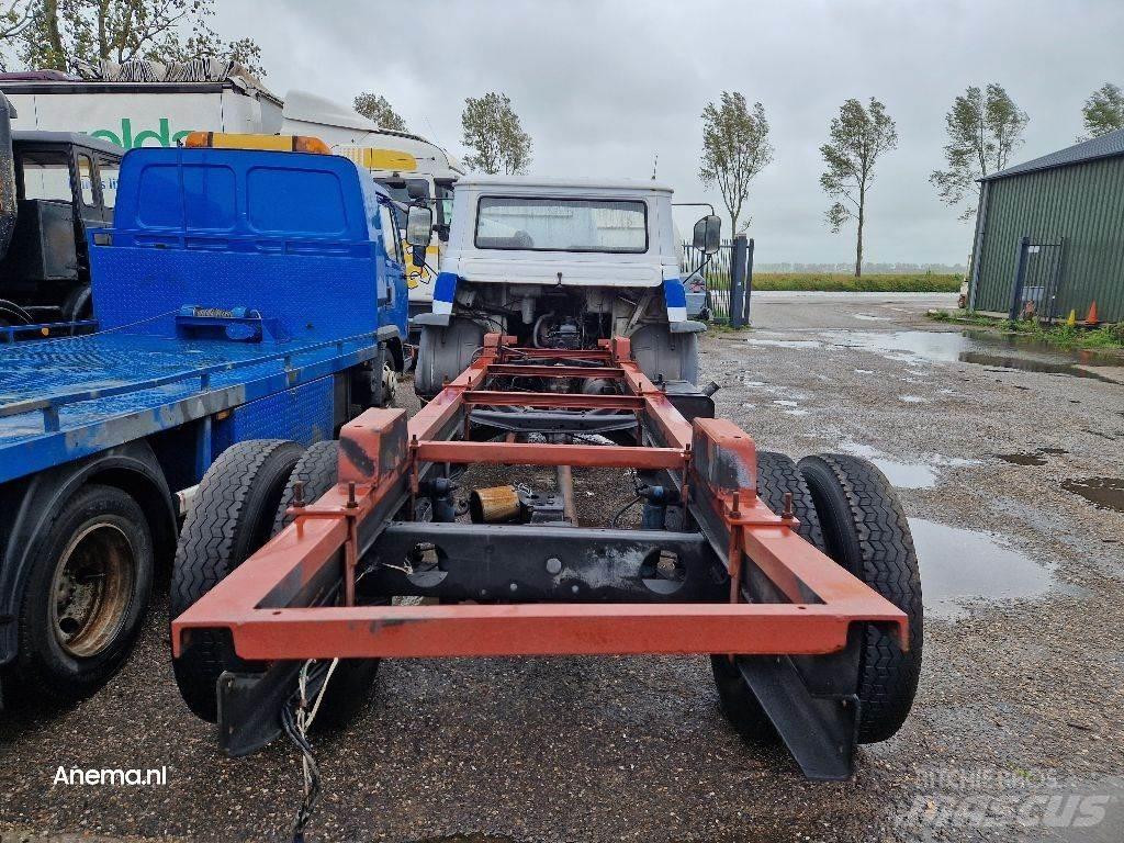 Bedford TK 1020 Trækkere