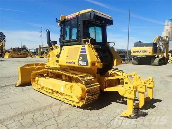Komatsu D51EXi-24 Bulldozer på larvebånd