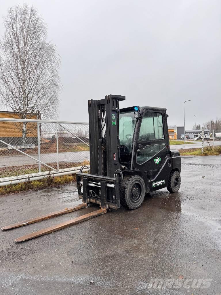 Toyota 02-8 FDF 30 Diesel gaffeltrucks