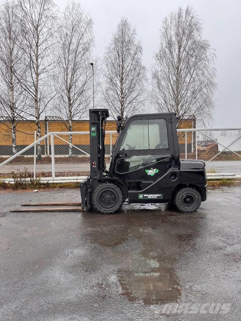 Toyota 02-8 FDF 30 Diesel gaffeltrucks