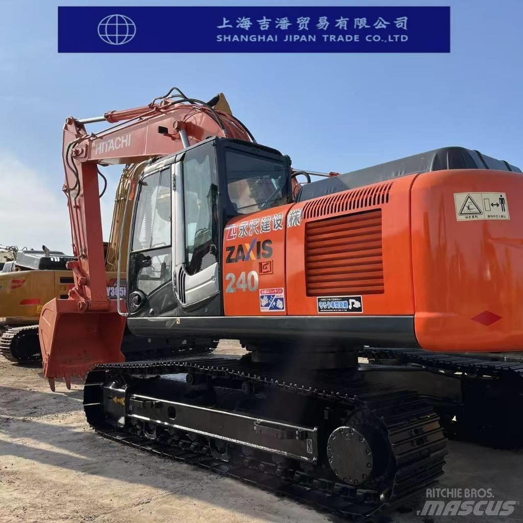 Hitachi ZX 240 Gravemaskiner på larvebånd
