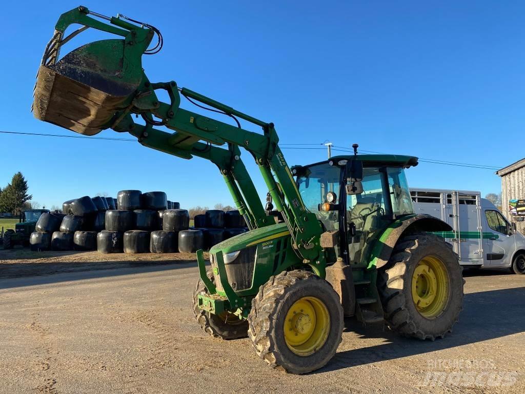 John Deere 5100R Traktorer