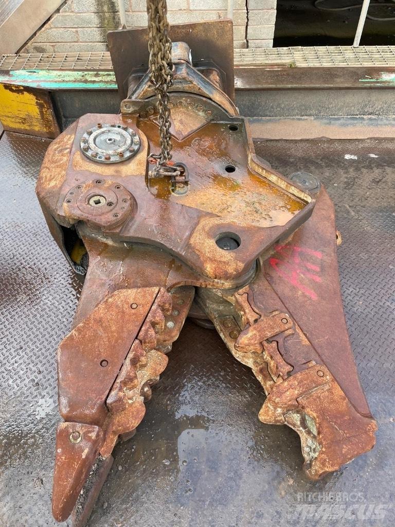CAT MP324 Sakse