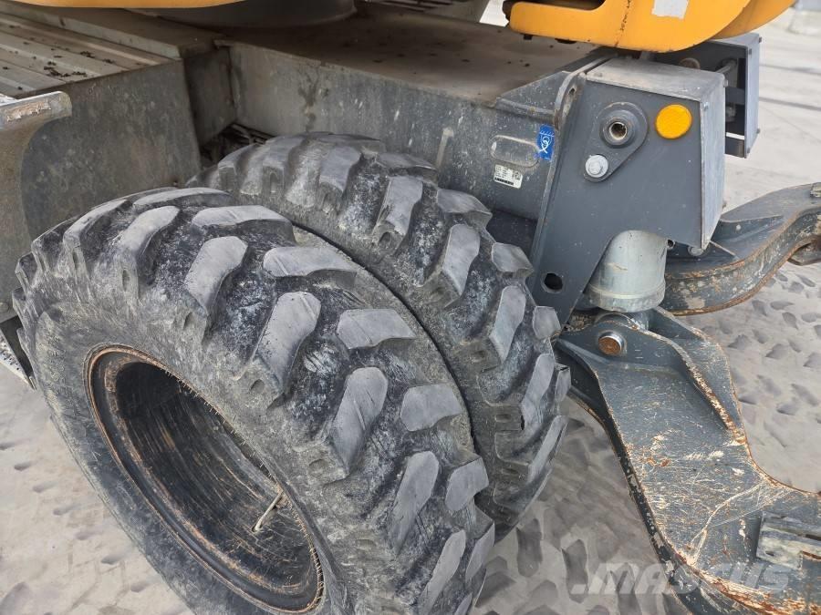 Liebherr 912 COMPACT Gravemaskiner på hjul