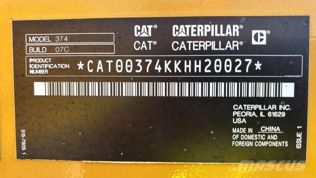 CAT 374 Gravemaskiner på larvebånd