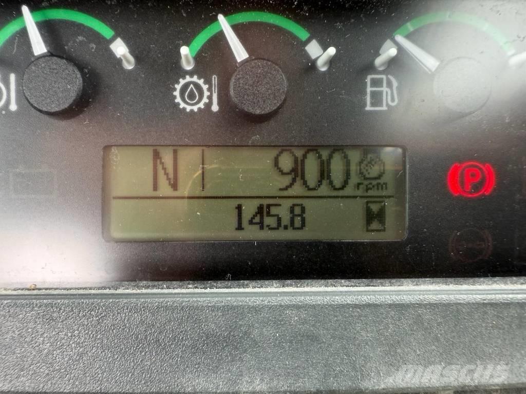 John Deere 710 J Rendegravere