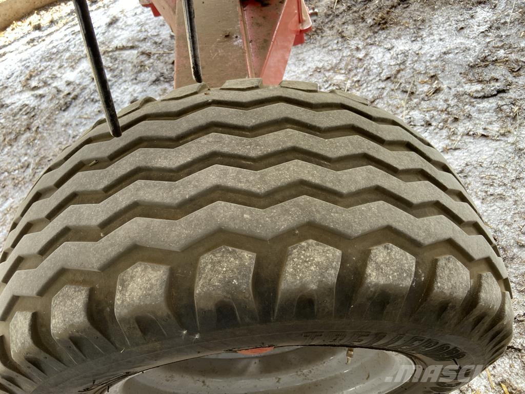 Kuhn GF 13012 T River og høvendere