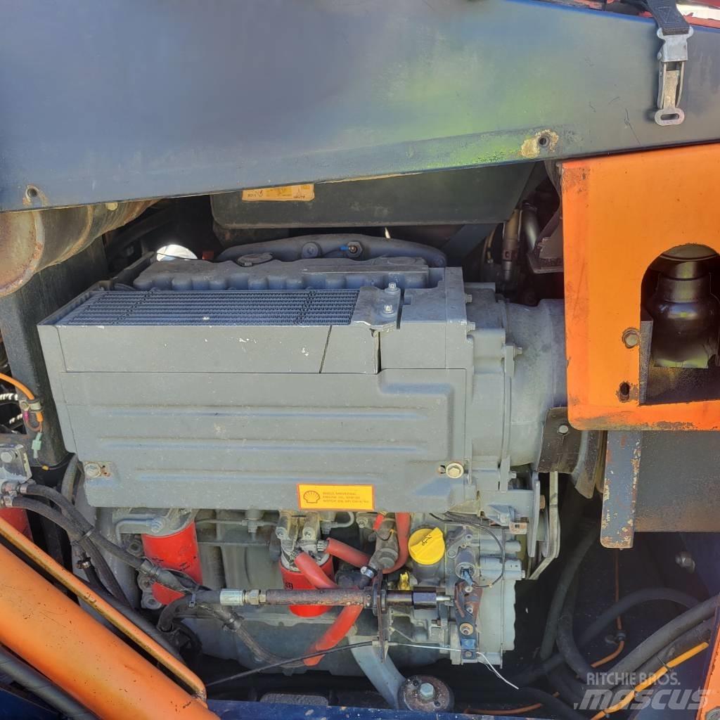 Tamrock COMMANDO 300 Overfladeboreudstyr / Borerigge
