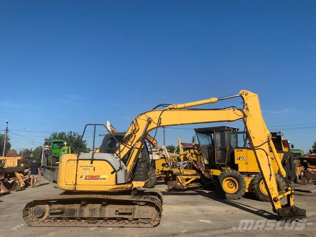 New Holland E 135 SR Gravemaskiner på larvebånd