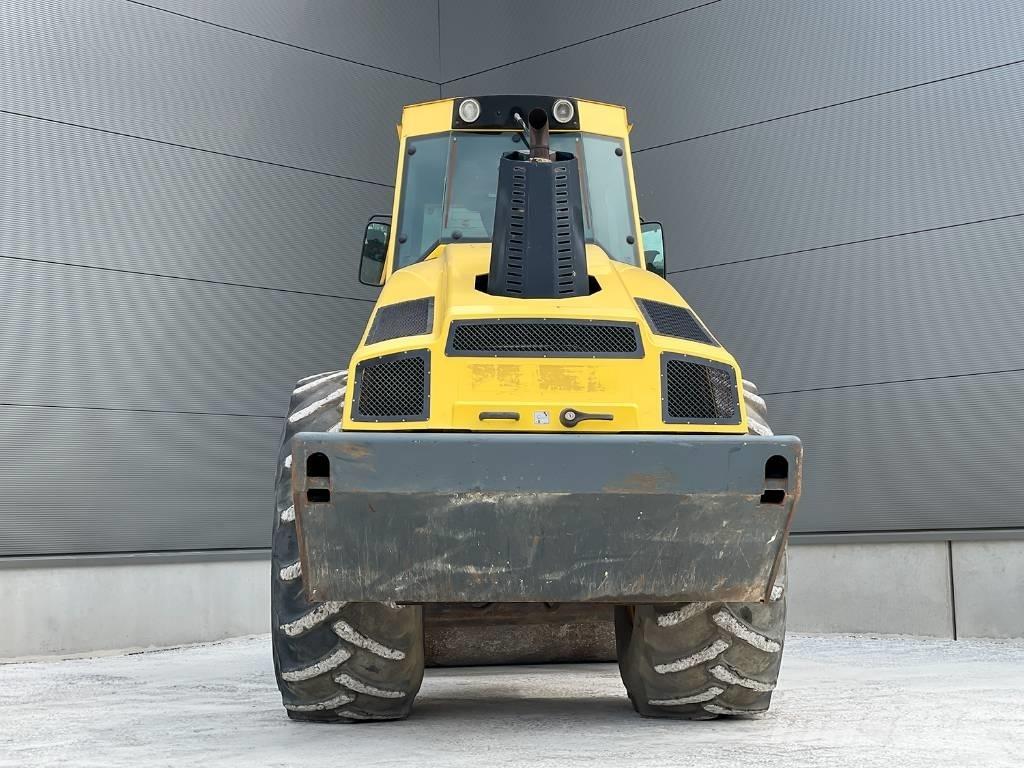 Bomag BW 216 DH-4i Enkelt tromle
