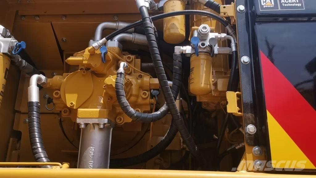 CAT 340 D L Gravemaskiner på larvebånd
