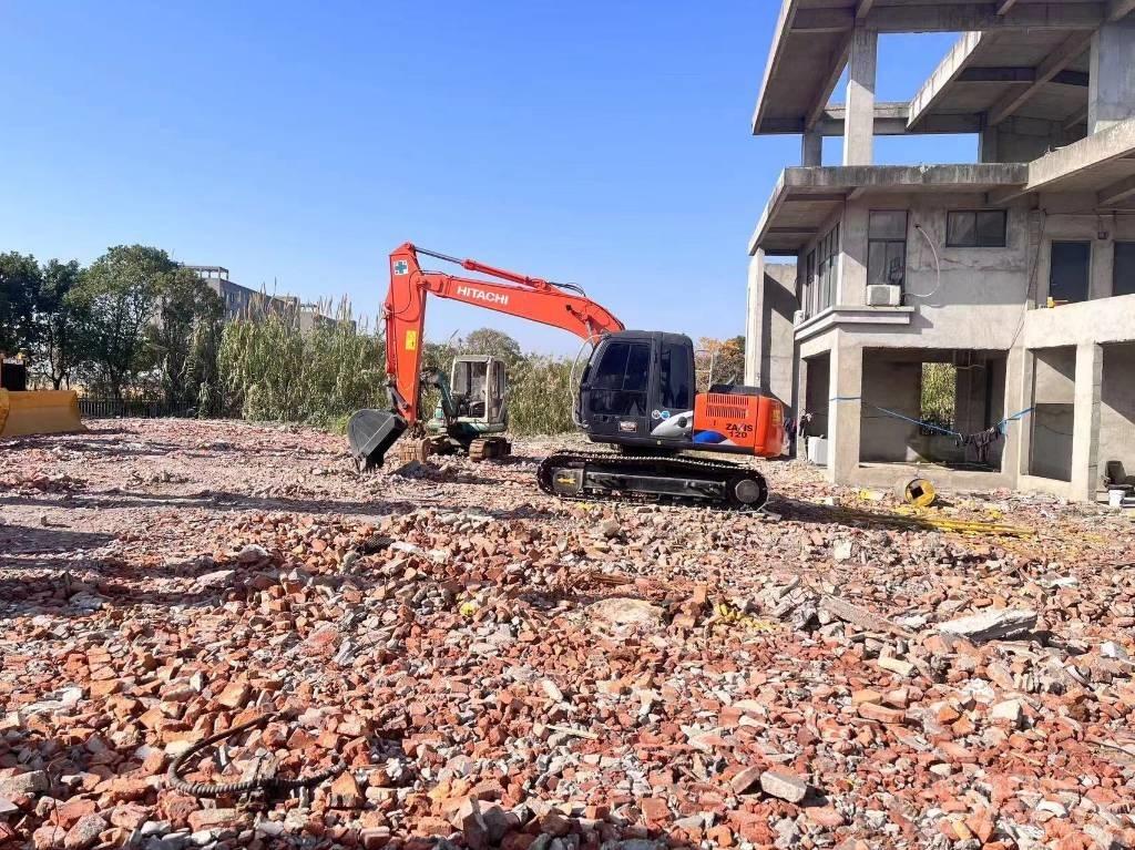 Hitachi ZX 120-6 Gravemaskiner på larvebånd