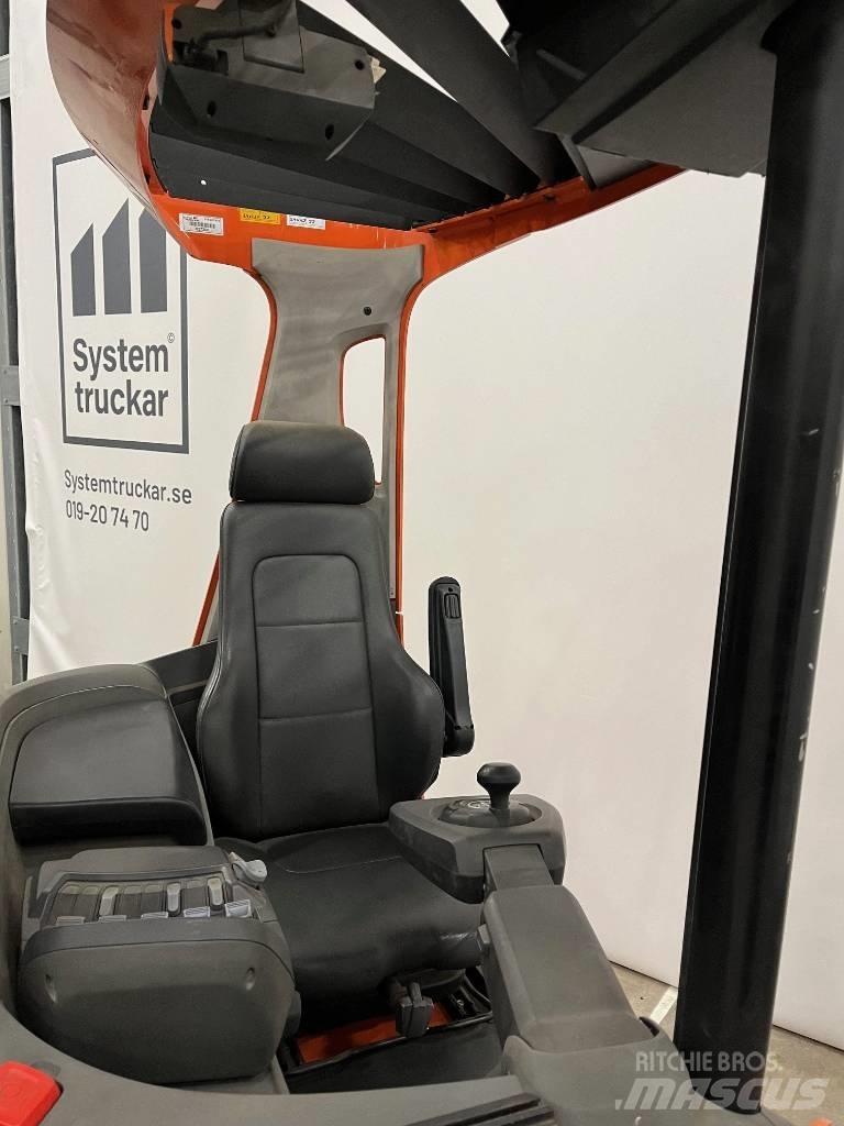 BT RRE160E Reachtruck
