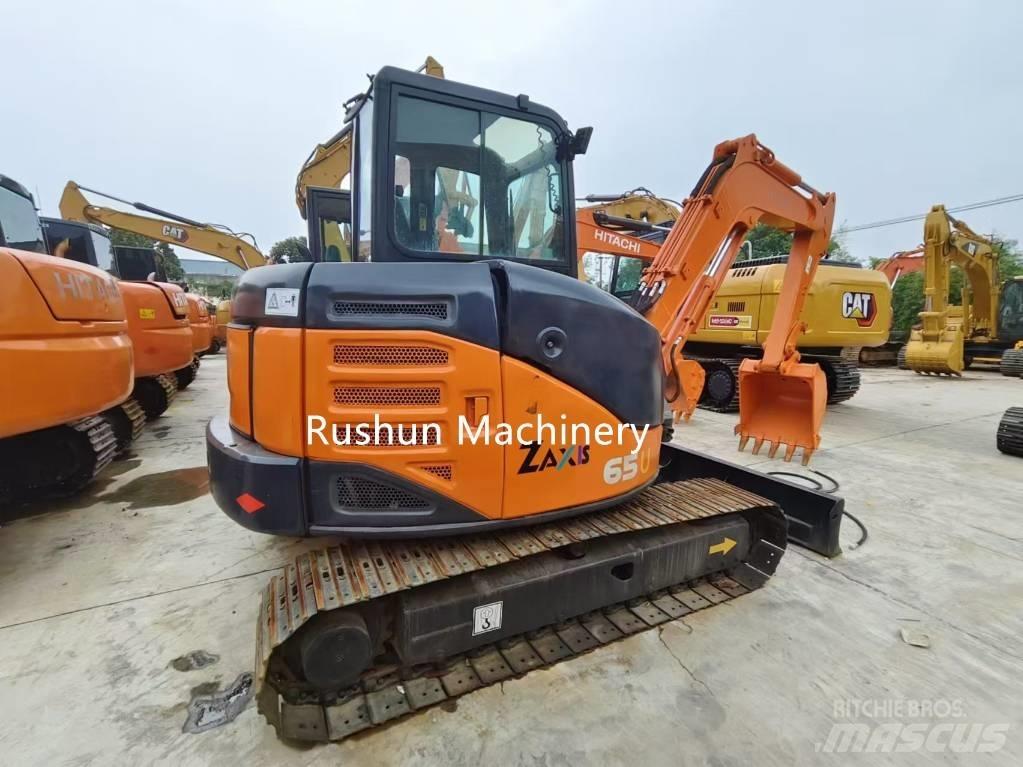 Hitachi ZX65 Gravemaskiner på larvebånd