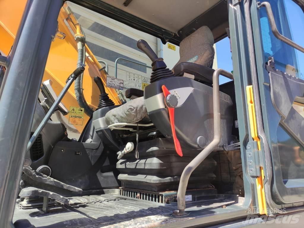 Hyundai HX 220 Gravemaskiner på larvebånd
