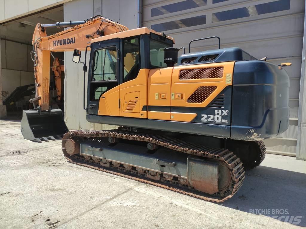 Hyundai HX 220 Gravemaskiner på larvebånd