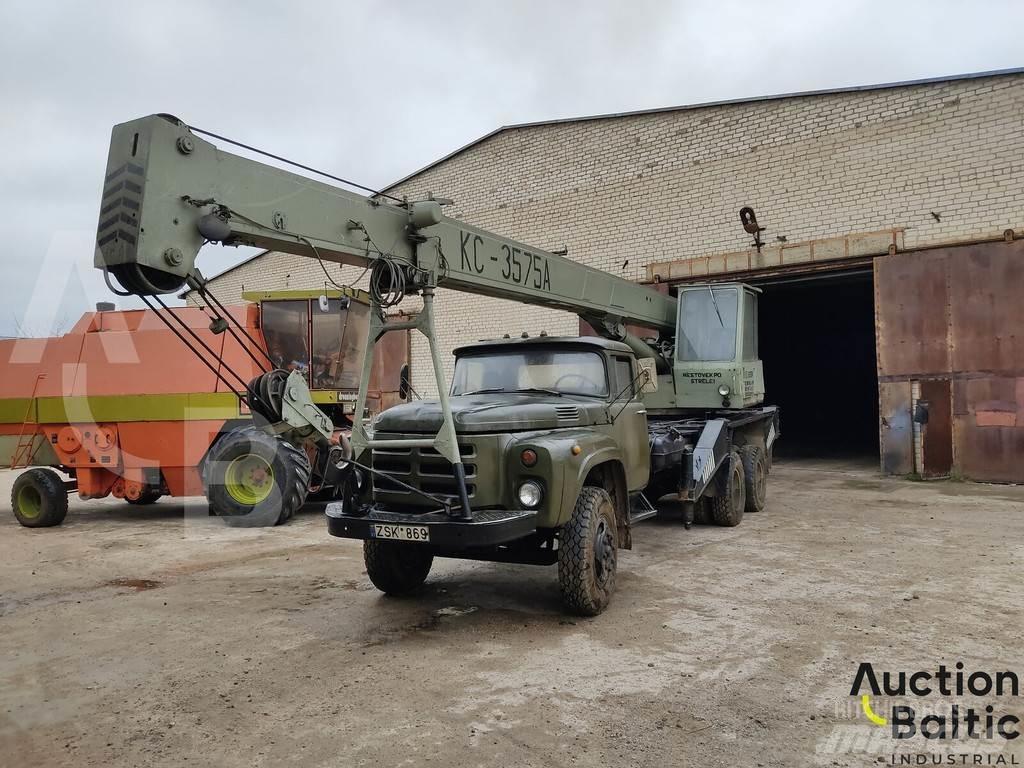 ZIL 133 Kraner til alt terræn