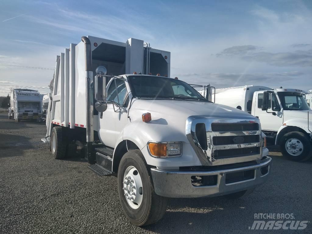 Ford F750 Renovationslastbiler