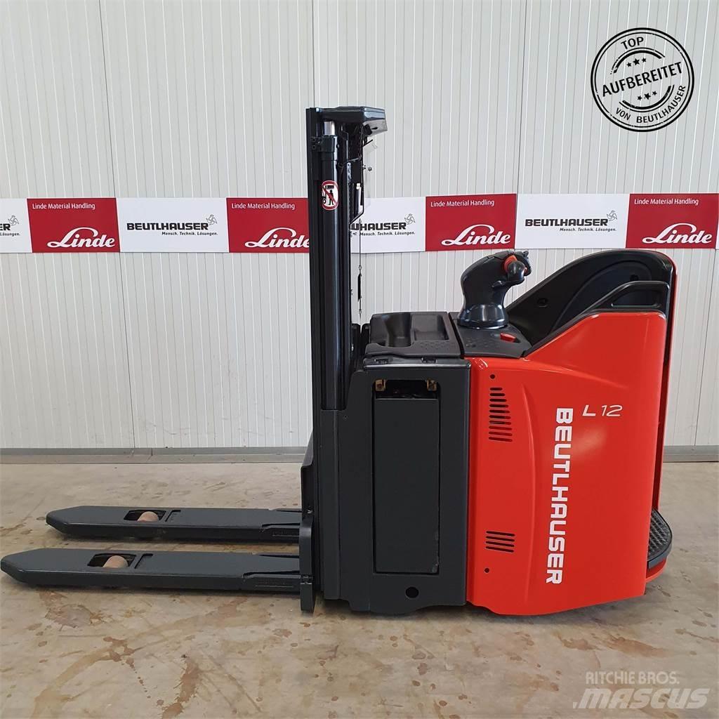 Linde L12SP Gaffelstabler med gående fører