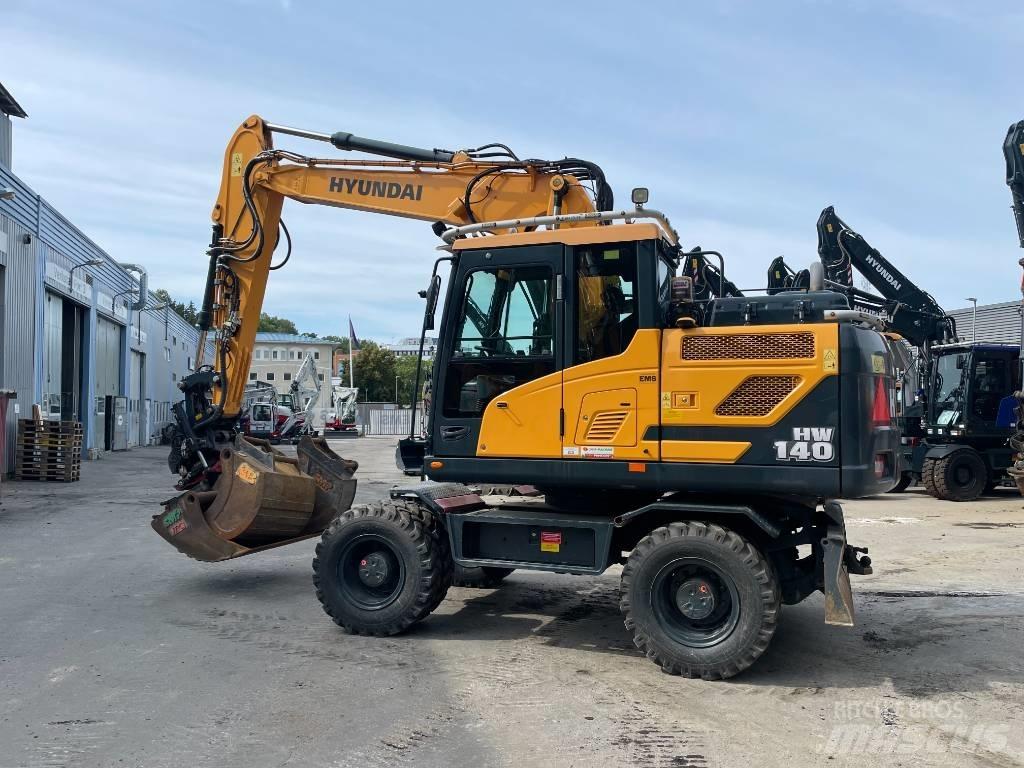Hyundai HW140 Gravemaskiner på hjul