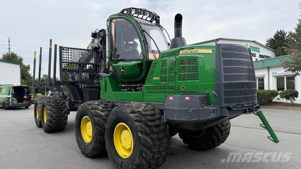 John Deere 1910G Udkørselsmaskiner
