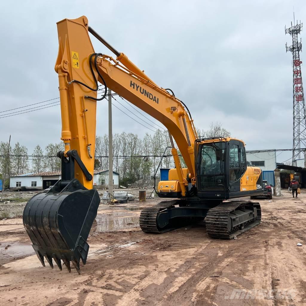 Hyundai R220LC-9 Gravemaskiner på larvebånd