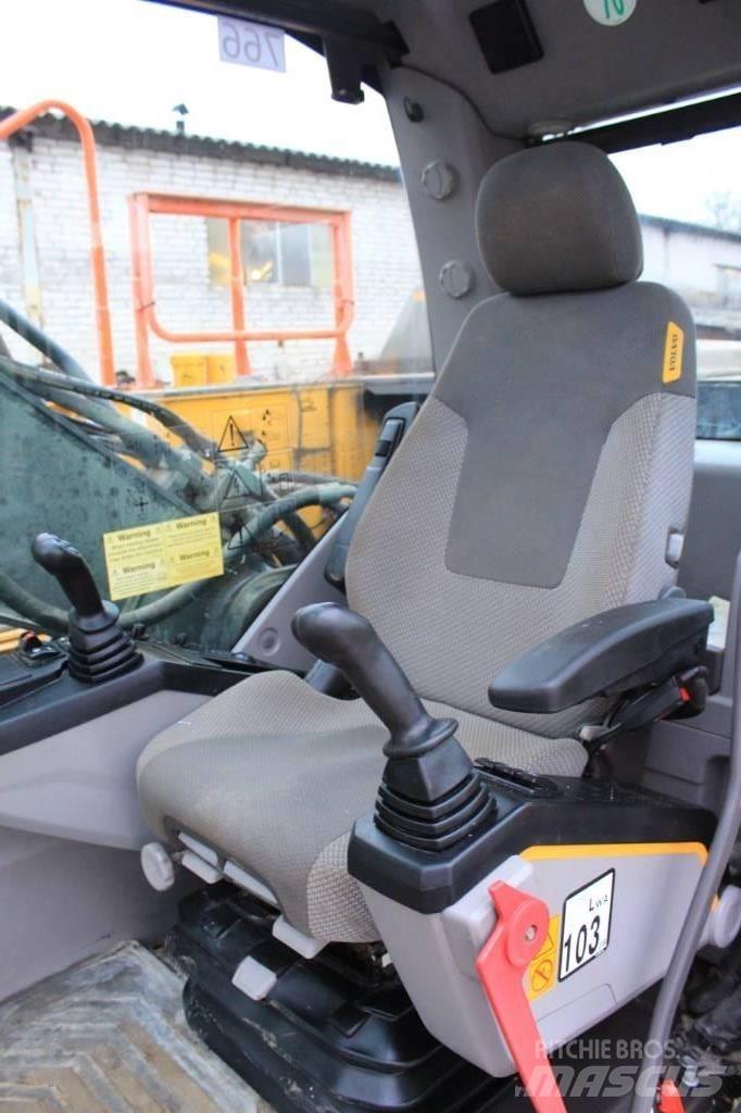 Volvo EC 220 E Gravemaskiner på larvebånd