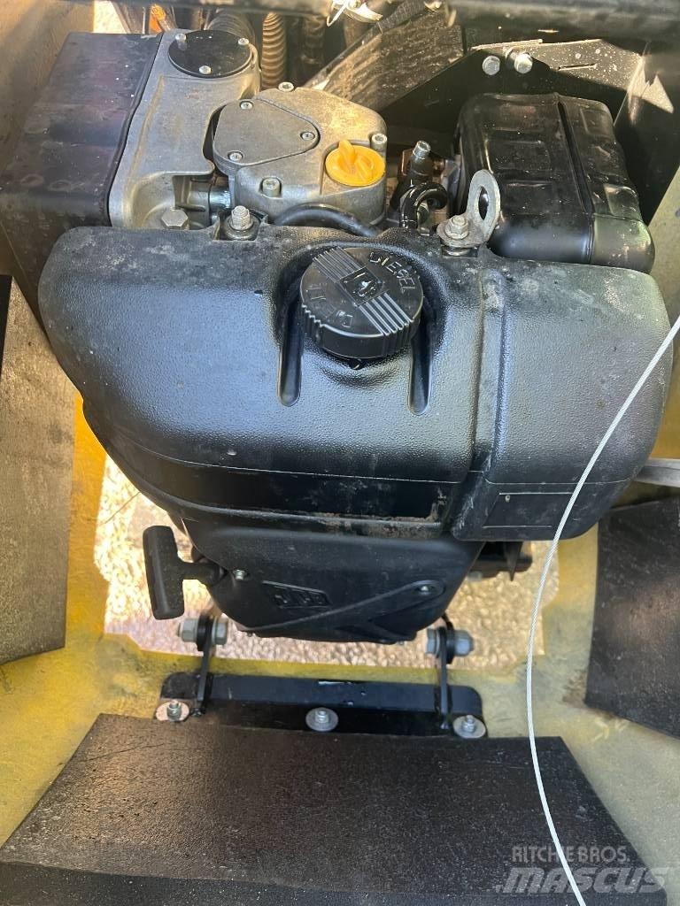 JCB HT D5 Bælte-tipvogn