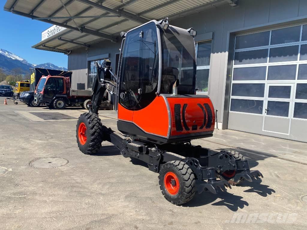 Menzi Muck P40 Mobil Gravemaskiner på larvebånd