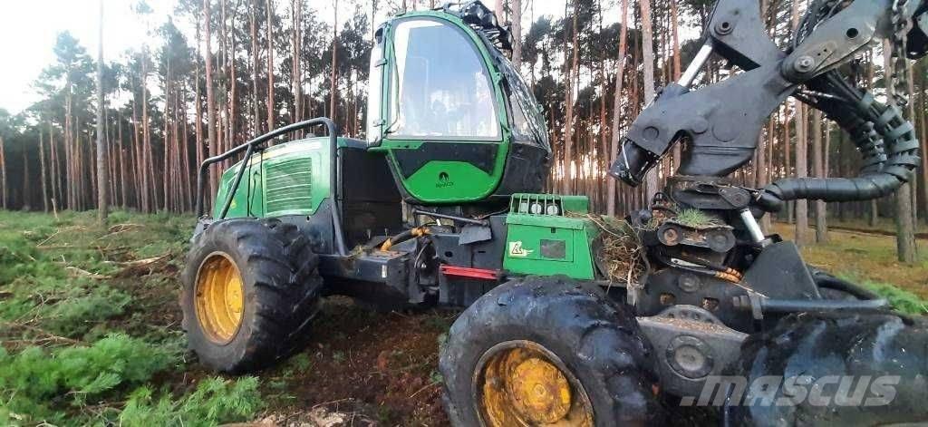 John Deere 1270 E Skovningsmaskiner