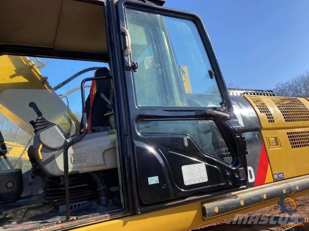 CAT 325 D Gravemaskiner på larvebånd