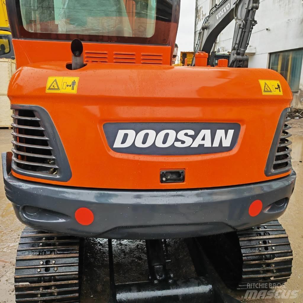 Doosan DX55 Minigravemaskiner